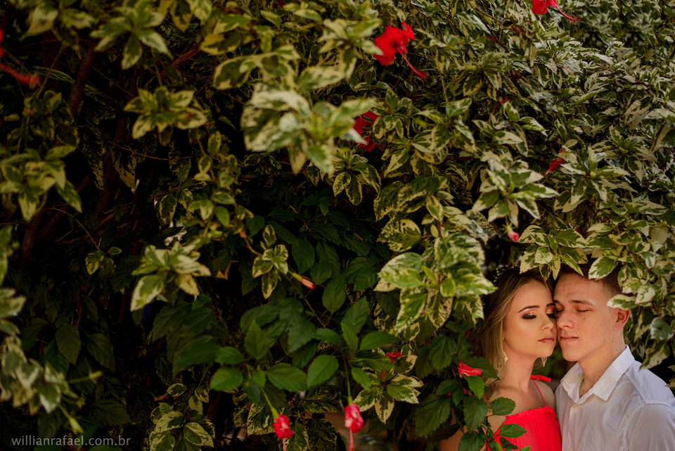 Ensaio de pré casamento lindo no domingo a tarde em Teutônia / RS - Jô e Yuri