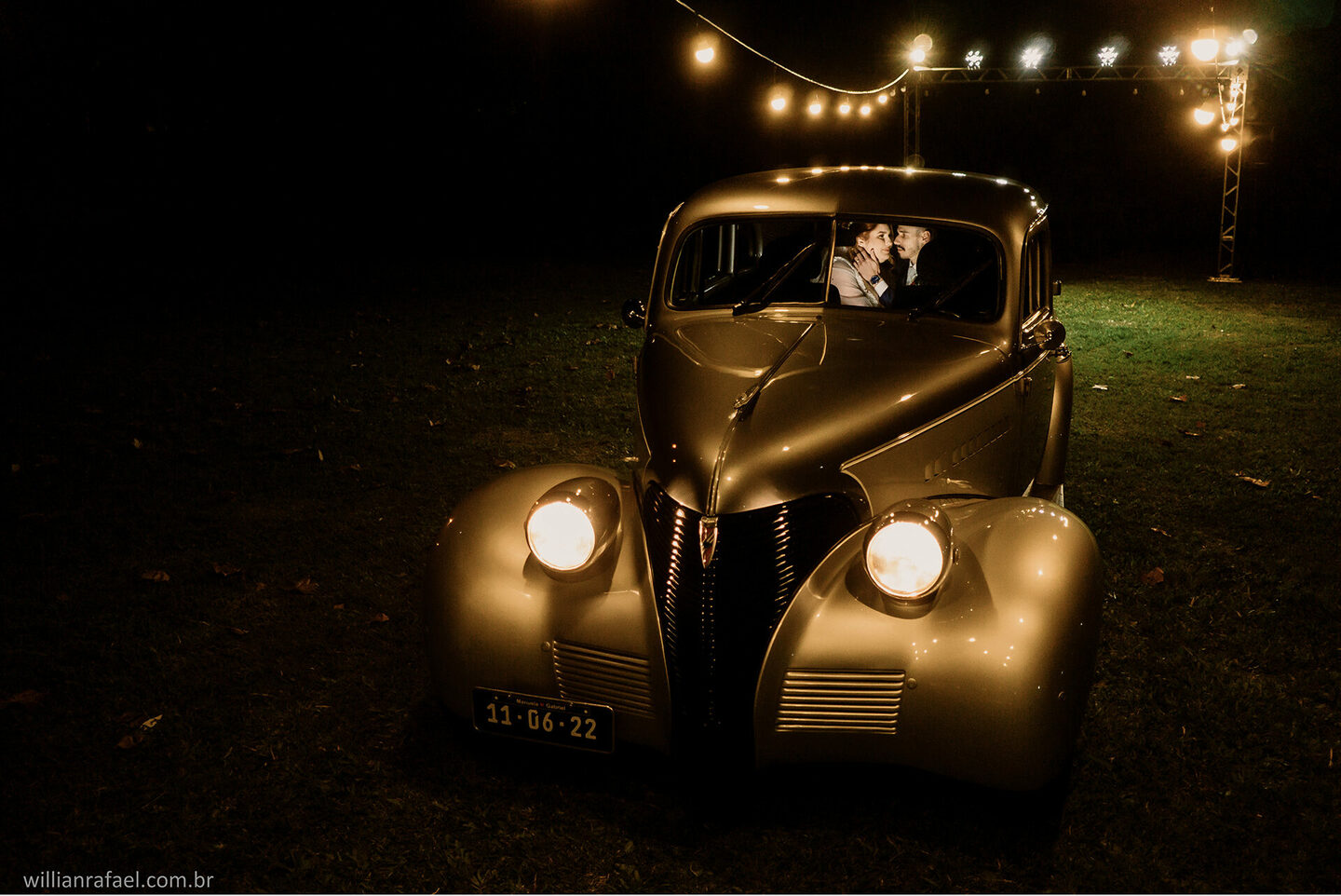 Casamento no campo ao fim de tarde no inverno – Gabriel e Manuela Casamento no campo ao fim de tarde no inverno – Gabriel e Manuela