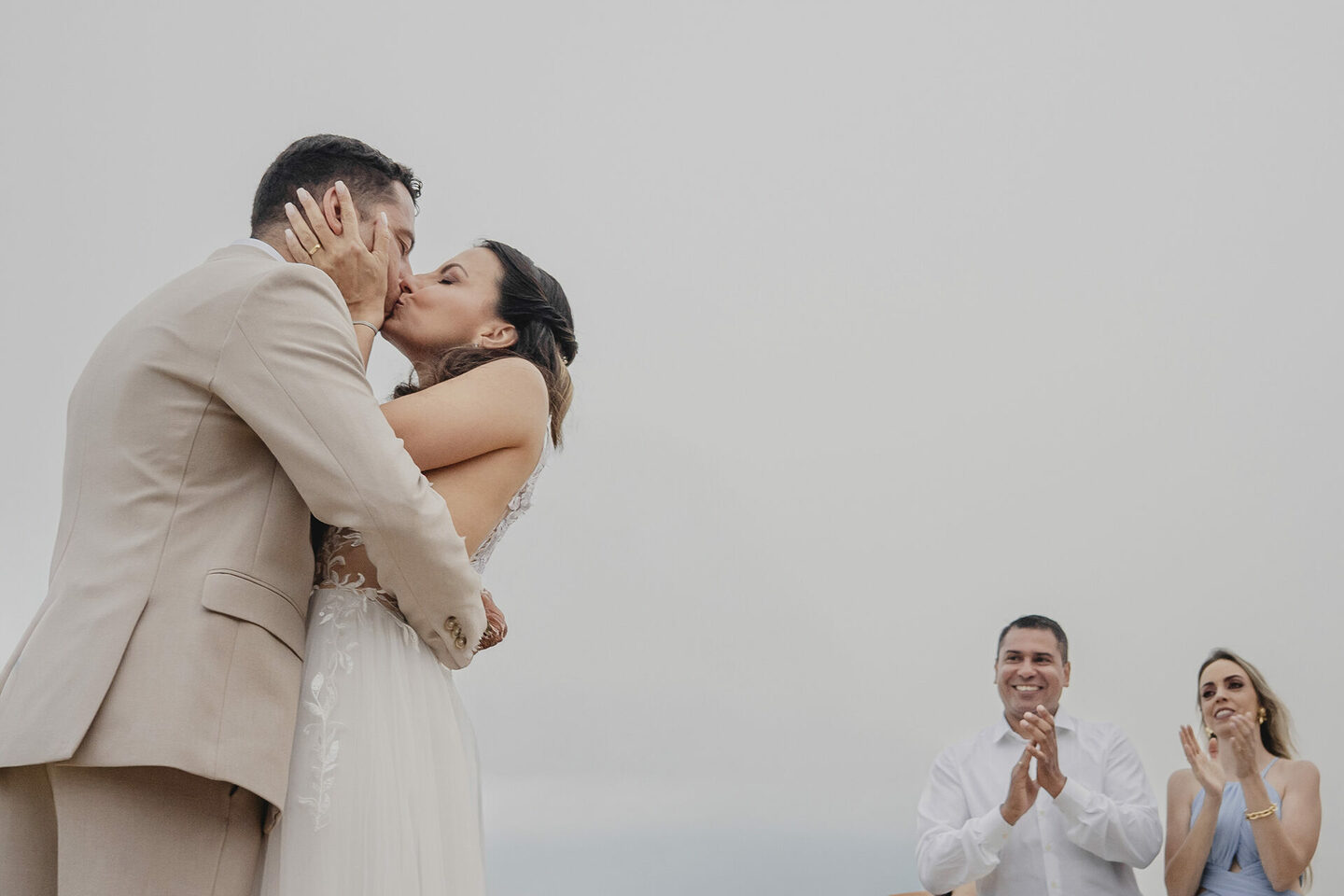 Casamento na Praia do Mariscal – Juliana & Marco, em Santa Catarina