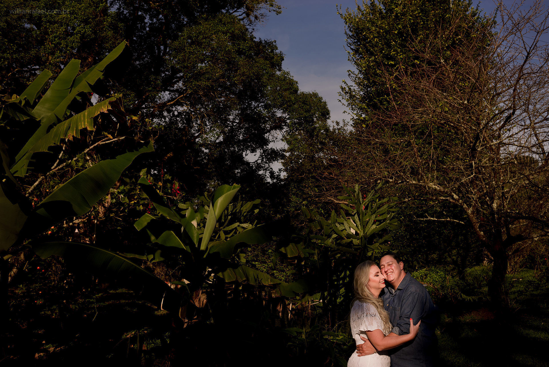 Foto Pré casamento no inverno feito na Granja Carola em Charqueadas / RS - Andiela e Rose Foto Pré casamento no inverno feito na Granja Carola em Charqueadas / RS - Andiela e Rose - Imagem 1